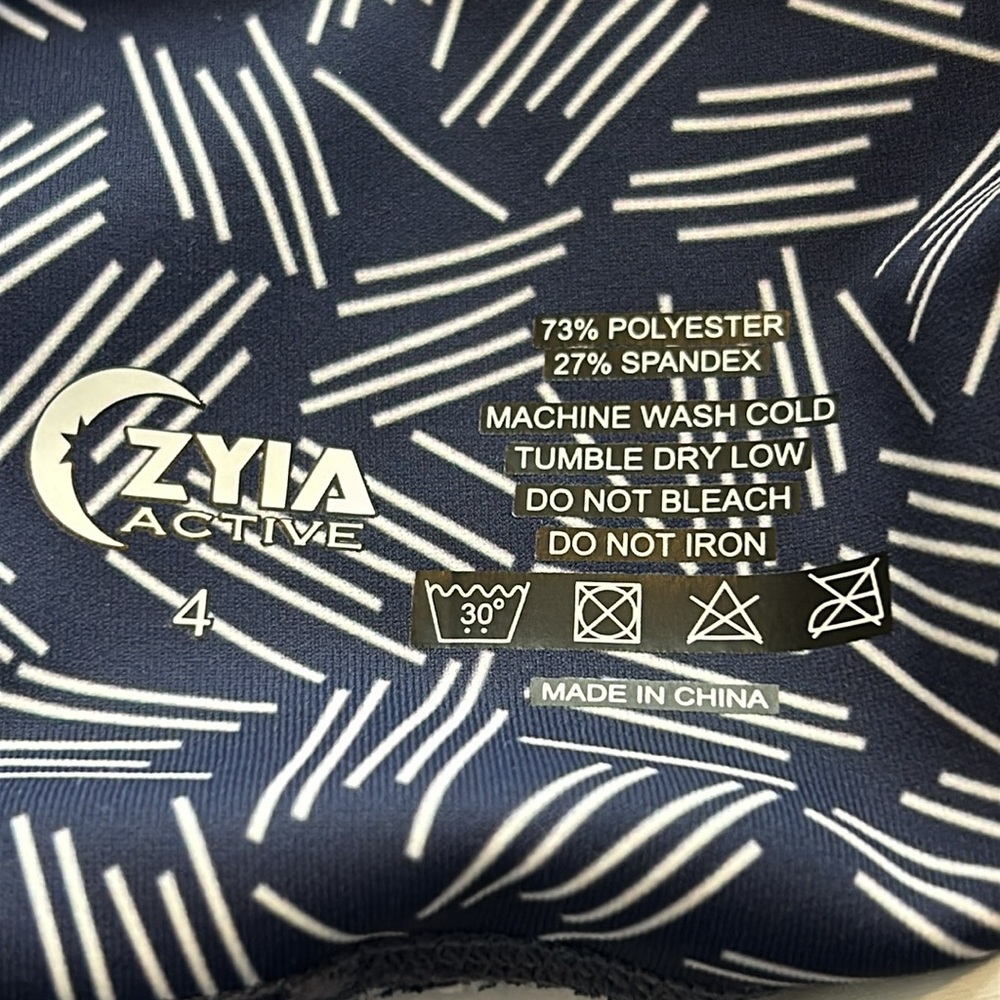 Zyia Active Navy Hay Stacks Pocket Light n Tight Hi-Rise 7/8 Legging Size 4 - Picture 7 of 7